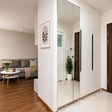 Anel Chmielna Street Apartmán